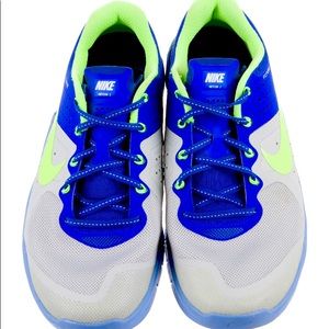 Nike Metcon 2 Low-Top Sneakers Size 9.5